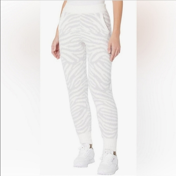 UGG Safiya Joggers Metal Grey Zebra - Picture 1 of 11
